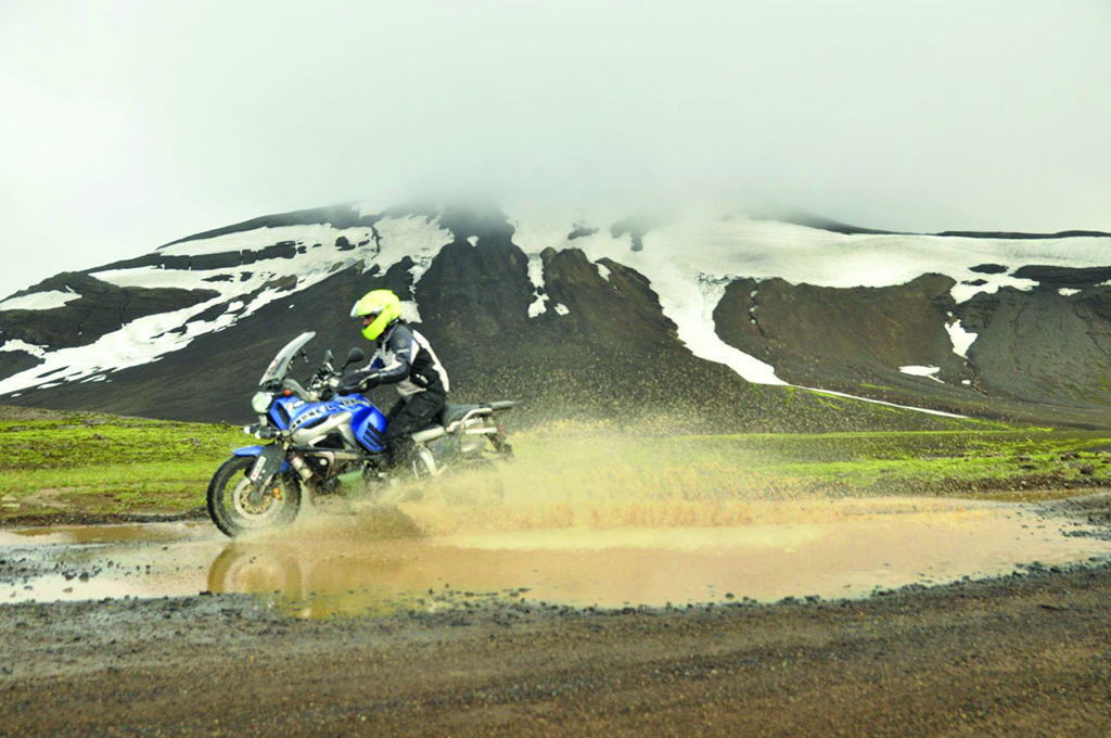 Moto en Islandia